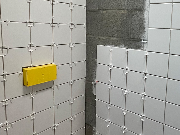 création et rénovation de salle de bain à Namur par DEBRY C.