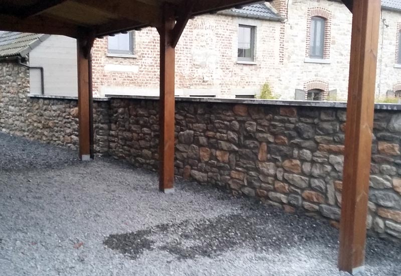 Création d'un mur de pierre et garage Debry Namur